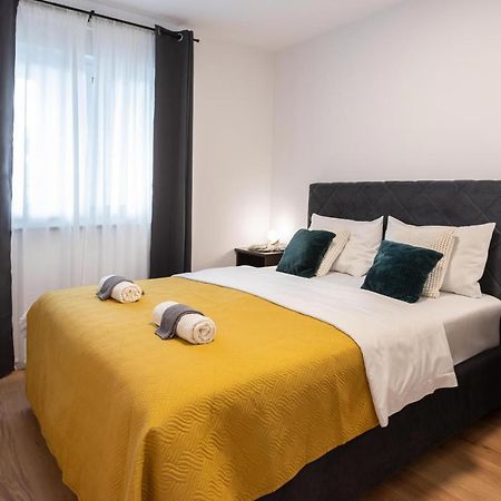 Design 2Bdr Apartment With Balcony- Free Parking Zagreb Eksteriør billede