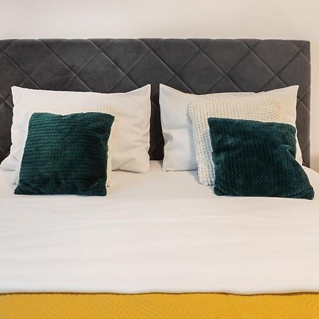 Design 2Bdr Apartment With Balcony- Free Parking Zagreb Eksteriør billede