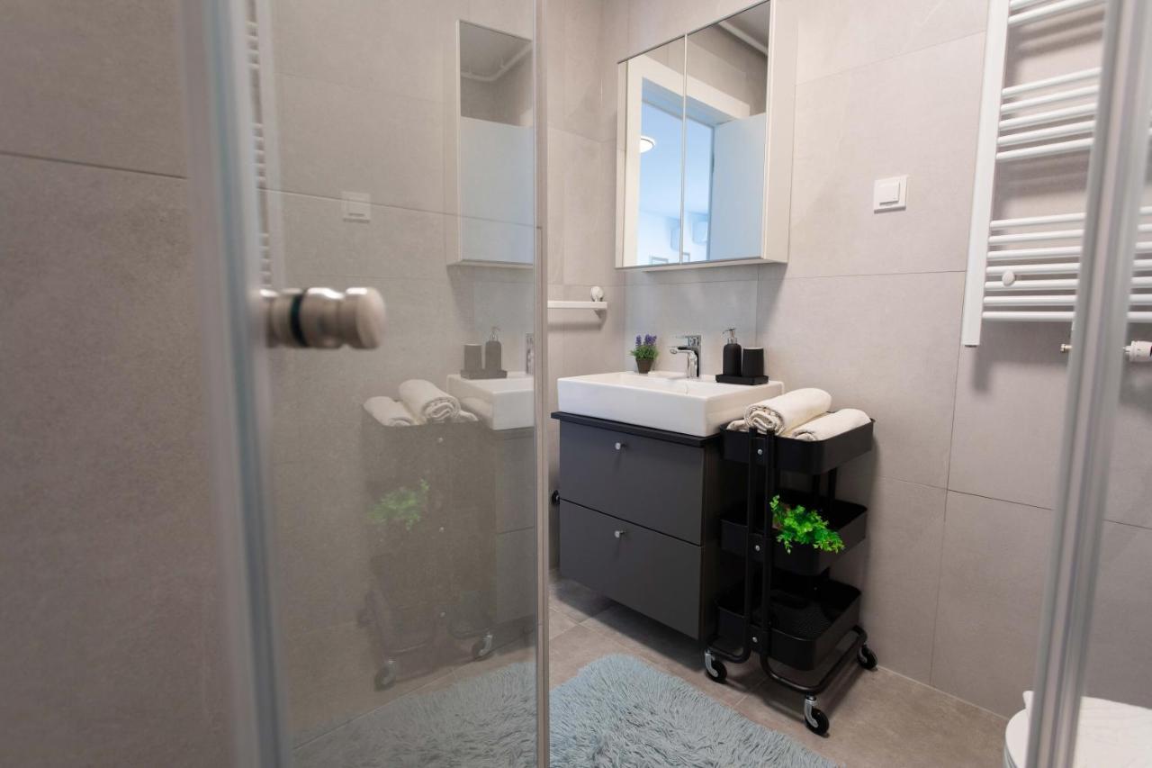 Design 2Bdr Apartment With Balcony- Free Parking Zagreb Eksteriør billede